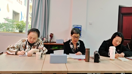 深化專業(yè)引領(lǐng)，共筑心理防線——眉山開展心理咨詢案例督導(dǎo)活動暨社會心理服務(wù)研討會紀(jì)實(shí)